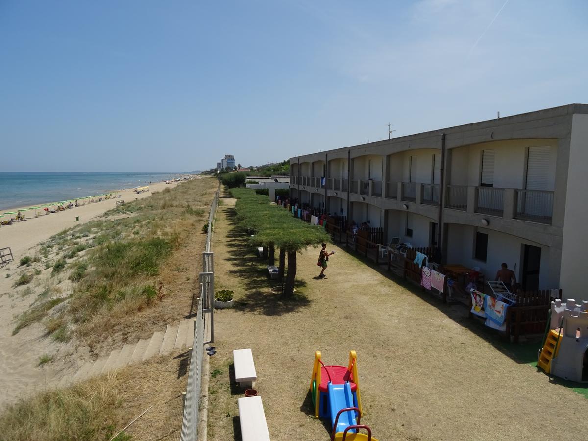 Villaggio Azzurra แตร์โมลิ ภายนอก รูปภาพ