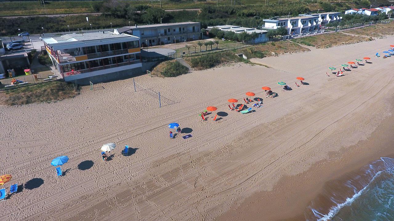 Villaggio Azzurra แตร์โมลิ ภายนอก รูปภาพ