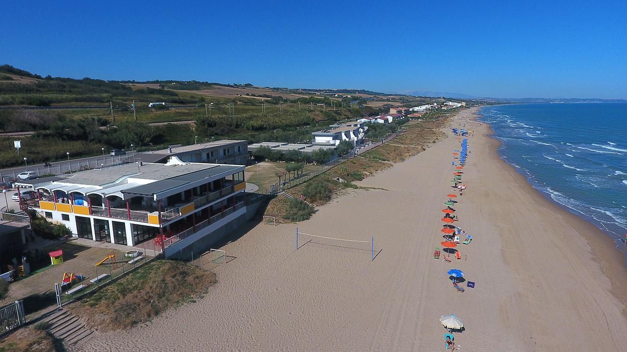 Villaggio Azzurra แตร์โมลิ ภายนอก รูปภาพ